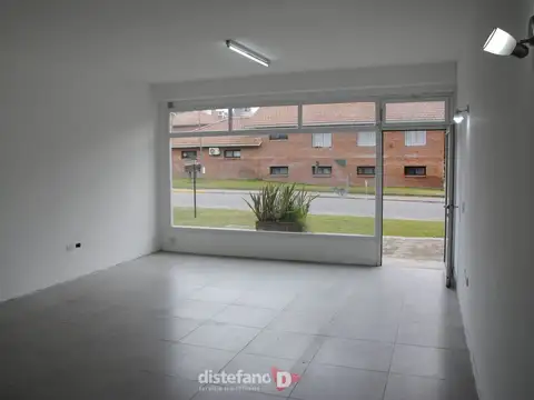 RIVADAVIA 100