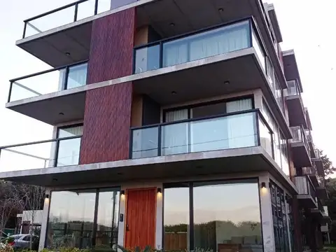 Departamento en venta - 2 Dormitorios 2 Baños - 90mts2 - Costa Del Este