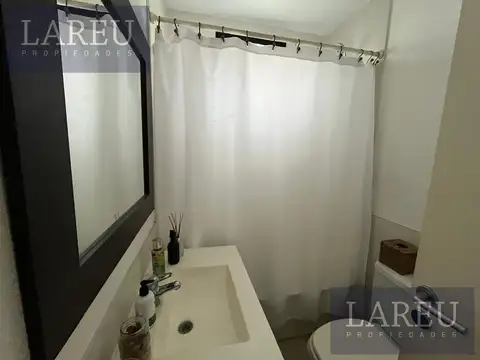 Departamento en Alquiler con 1 cocheras