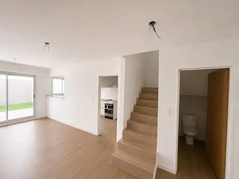 VENTA PB 3 AMB.DUPLEX PATIO VILLA GRAL MITRE FINAC