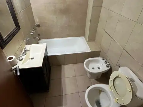 Departamento en Alquiler en San Antonio de Padua, $ 500.000
