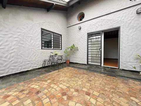 Casa en Alquiler en Quilmes, $ 900.000