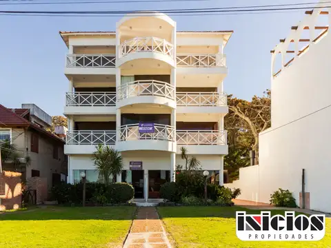 Dpto.: Av Costanera N° 439, UF1 E/ Av 3 Y Los Claveles. Costa Del Este - C968