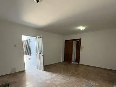 Casa en Alquiler en Luis Agote, $ 750.000