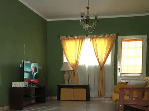 Depto Tipo Casa en Venta en Ituzaingo, USD 85.000