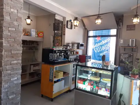 Local en Venta Via Púb.