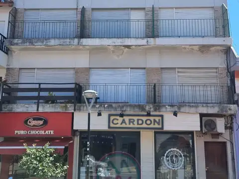 Avenida 3 600