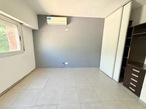 Casa en Venta en Moron, USD 103.000