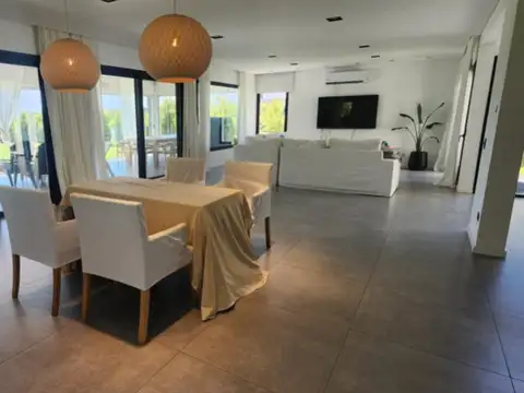 Casa en Venta al Noroeste