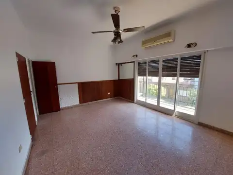 Depto Tipo Casa en Venta 60 años