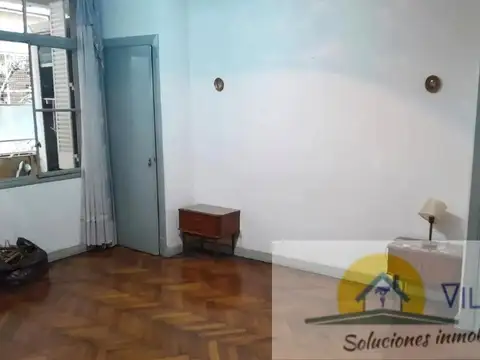 ESPECTACULAR DEPTO. 2 AMBIENTES DE EPOCA - 84 M SUP. TOTAL- ESTADO ORIGINAL, MUY BIEN CONSERVADO- EXCELENTE ZONA 