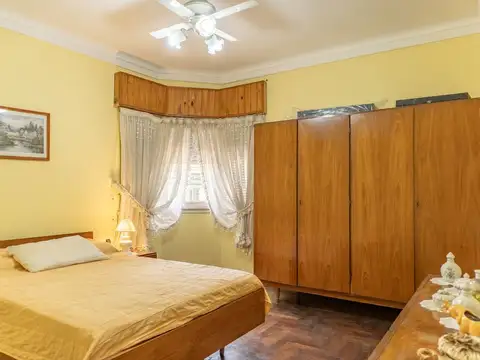 Casa 4 ambientes con 1 baño