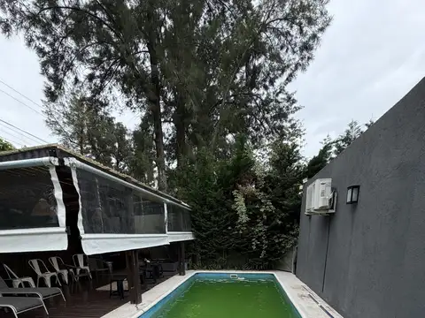 CASA EN ALQUILER EN COUNTRY LAS LAJAS | 4 DORMITORIOS, PILETA Y JARDÍN
