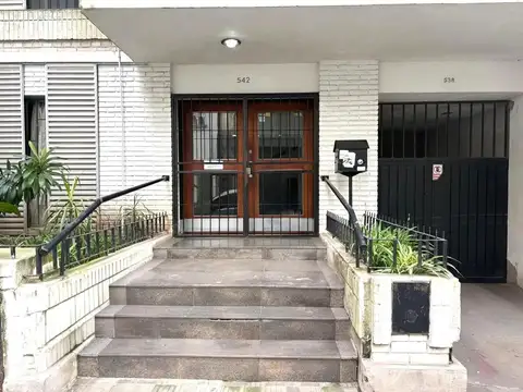 3 de febrero 500 DTO UN DORM BALCON Y COCHERA