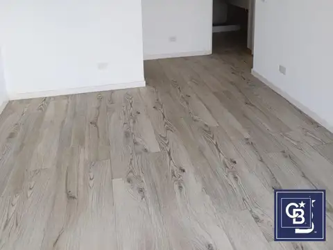 Departamento en Alquiler con 2 cocheras