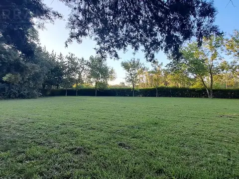 Terreno en  LDO. Venta Lote 1600 m2 sobre asfalto. El Remanso. Exaltación de la Cruz
