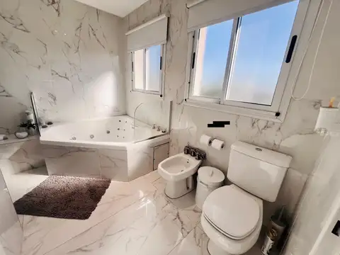 Casa en Alquiler Temporal en Haras Santa Maria, USD 4.000