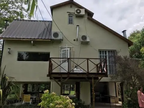 Casa 4 ambientes con 3 baños