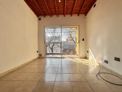 Moliere 2300, Piso 1