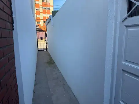 Depto Tipo Casa en Venta de 2 ambientes