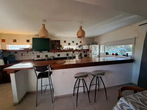 Casa 3 ambientes con 2 baños