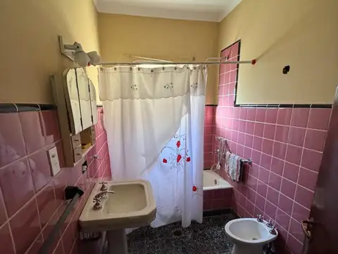 Hipólito Yrigoyen 800