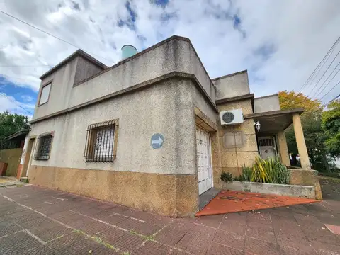 VENTA CASA 4 AMB, CASEROS, APTO CREDITO