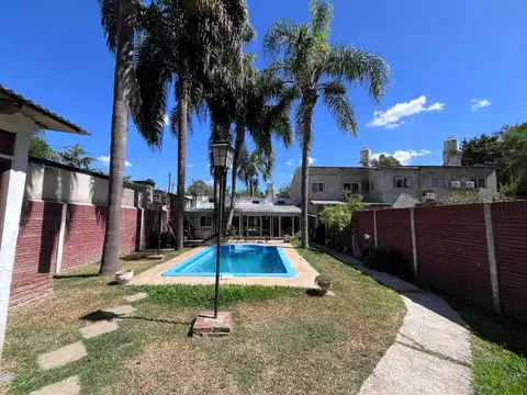 Casa con Piscina sobre Lote de 367m2 Udaondo