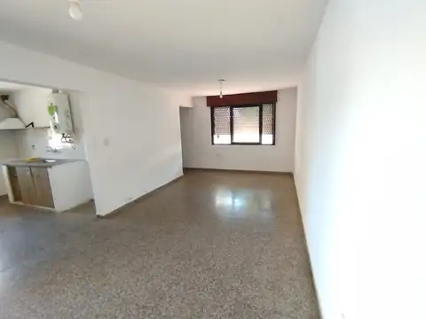 DEPTO  2 DORM, COCHERA, ASADOR y BALCON, ALQUILER 