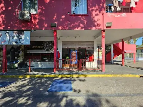VENTA LOCAL FLORES SUR  IDEAL DEPOSITO