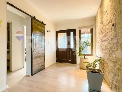 Casa en Venta en Plottier, USD 230.000