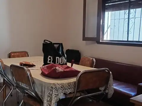 Casa 3 ambientes con 2 baños