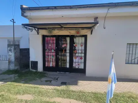 Venta | Casa | 3 Dormitorios | Cochera | Capitán Bermúdez | Barrio Celulosa