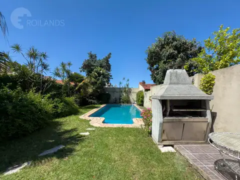 Casa 5 ambientes con 2 baños