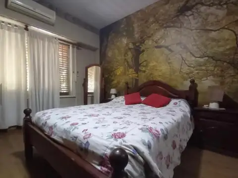 Casa 3 ambientes, Garaje, Pileta, Parrilla