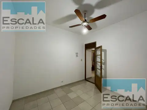 Gandhi  al 5700