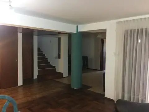 VENTA CASA 4 DORM ESCOBAR PILETA COCHERA
