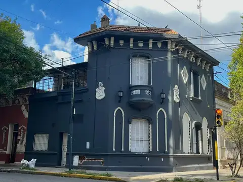CASA EN VENTA EN PERGAMINO ZONA CENTRICA