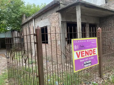 PROPIEDAD EN VENTA A TERMINAR PADUA SUR