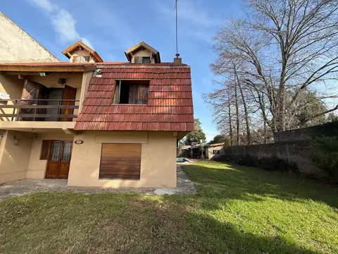 CASA EN VENTA CENTRO DE ESCOBAR INVERSOR APTA EDIFICIO - APTA CREDITO HIPOTECARIO - TOMA VEHICULO