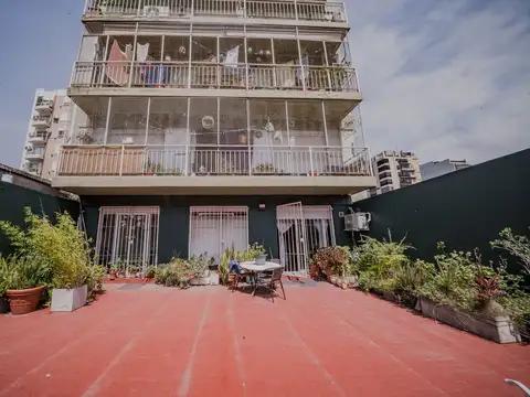 Depto Tipo Casa 5 ambientes con 2 baños