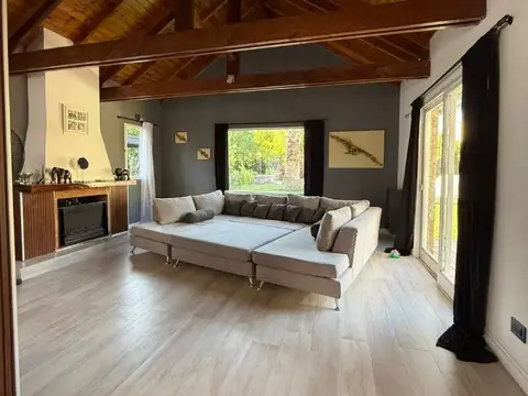 Casa en Venta en El Bosque, USD 175.000