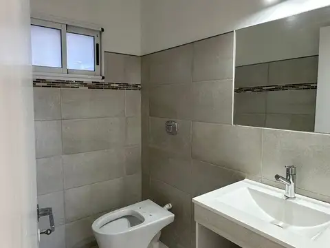 Se alquila local Comercial en Avellaneda Santa Fe