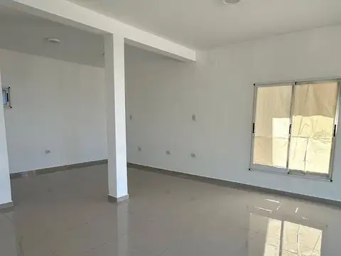 Local en Alquiler en Avellaneda, $ 400.000