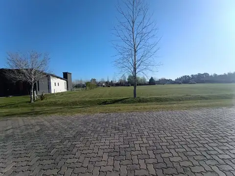 Terreno en Venta de 1676,0 m2