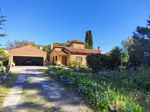 Casa en Venta en Manuel B Gonnet, USD 550.000