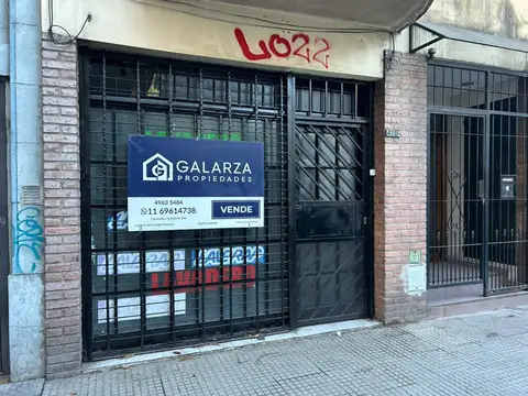 GRAN LOCAL O DEPOSITO EN PLENO POLO SANITARIO.