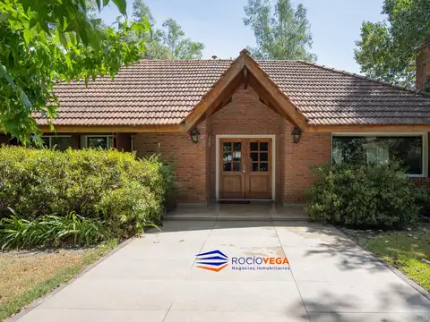 Casa en venta en Country Club Los Cardales Campana