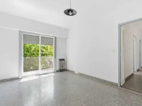 DEPARTAMENTO VENTA CASTELAR NORTE 3 AMBIENTES