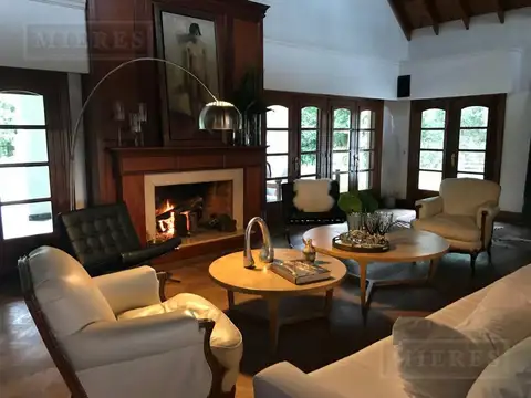 Casa en Venta de 5 dormitorios